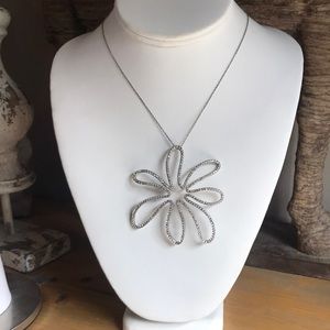 60’s style flower crystal necklace